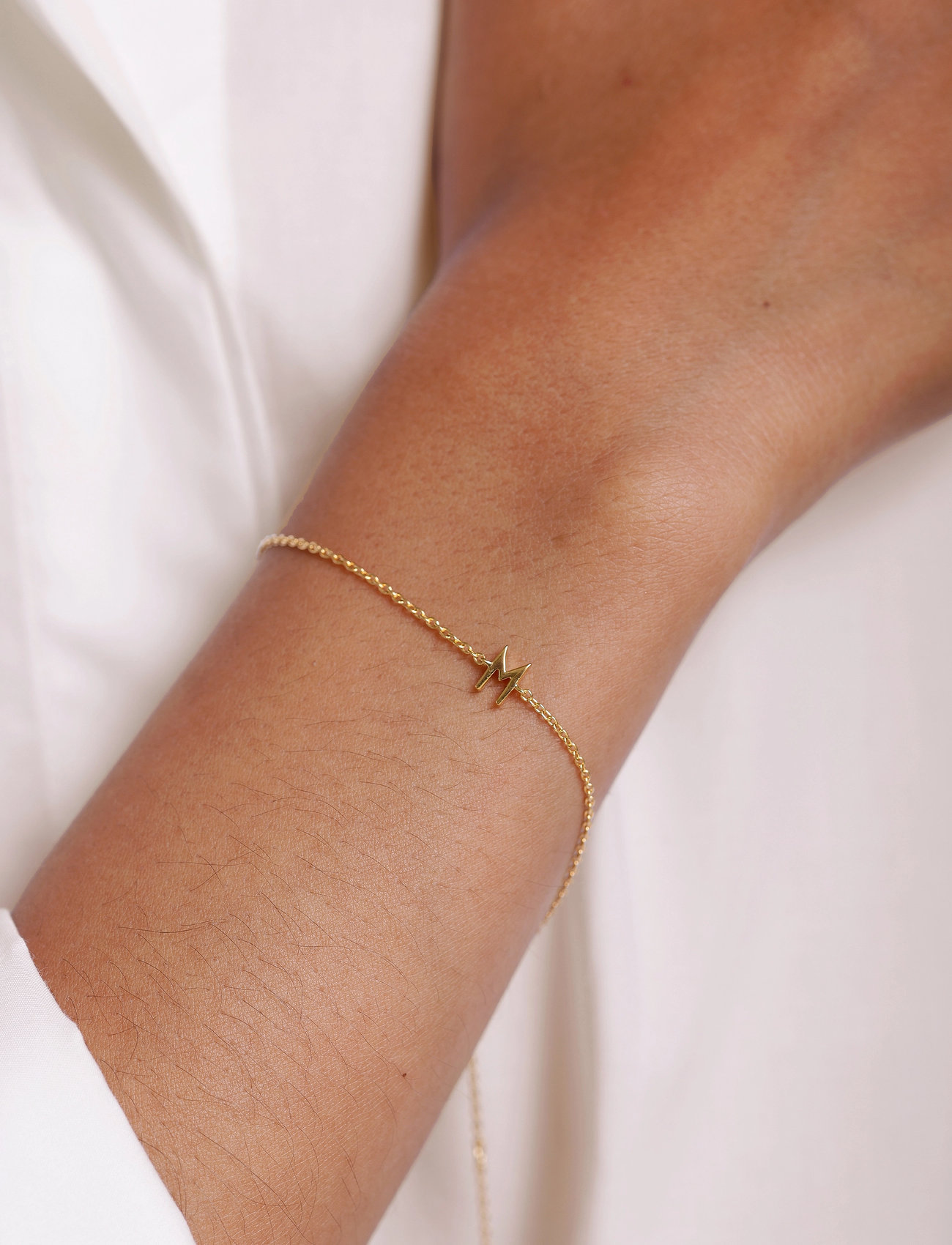 Design Letters Archetype Bracelet - A-Z Gold Plated, L:21 cm, Gold, Armbånd > Kædearmbånd, Dame