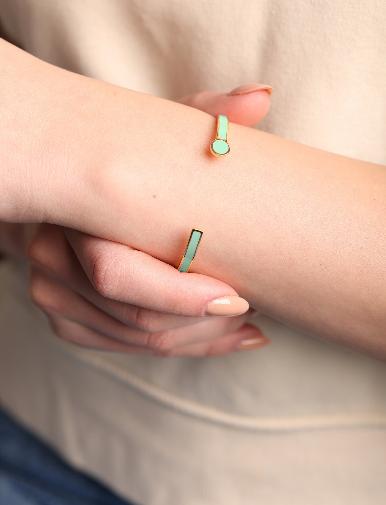 Design Letters Rainbow Dot Bangle, One Size, Green, Armbånd > Armringe, Dame