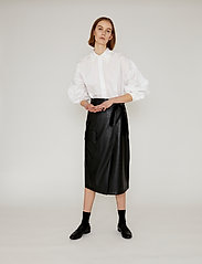 DESIGNERS, REMIX - Marie Wrap Skirt - omlottkjolar - black - 0