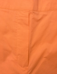 DESIGNERS, REMIX - Sandrine Elastic Shorts - casual shorts - orange - 3