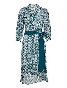 dvf robe