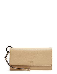 dkny purses canada