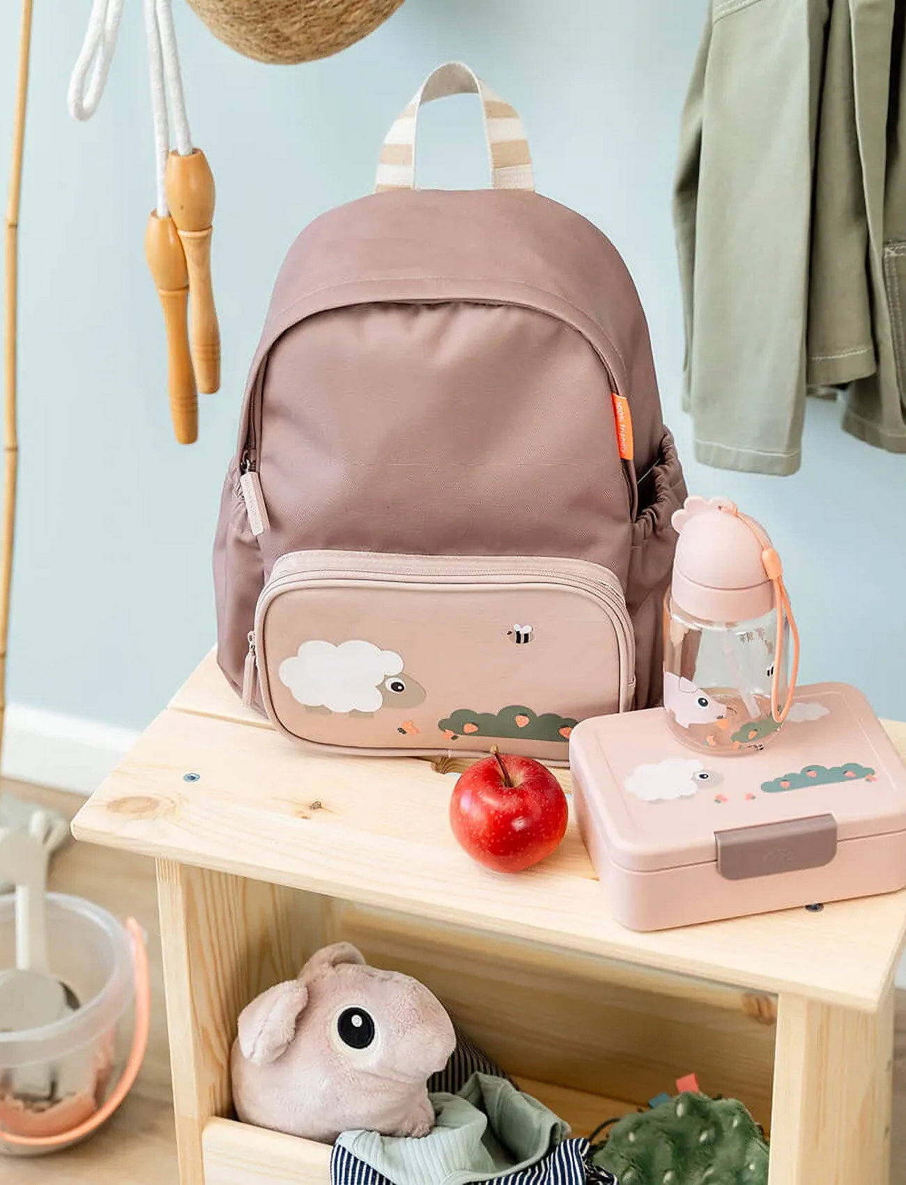 Done by Deer Kids Backpack Tiny Farm Powder 7,5 L, 27X 16X H 32 cm.7.5L, Pink, Tasker > Rygsække, Børn