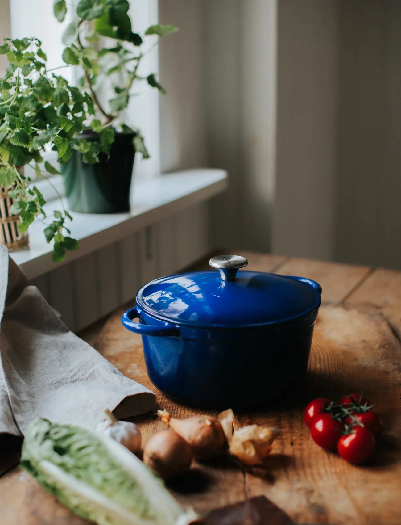 Dorre Gretl Cast Iron Pot Round Blue Enamel Knob Stainless Steel 4 L, 4 L, Blue, Køkken > Gryder Og Pander, Unisex
