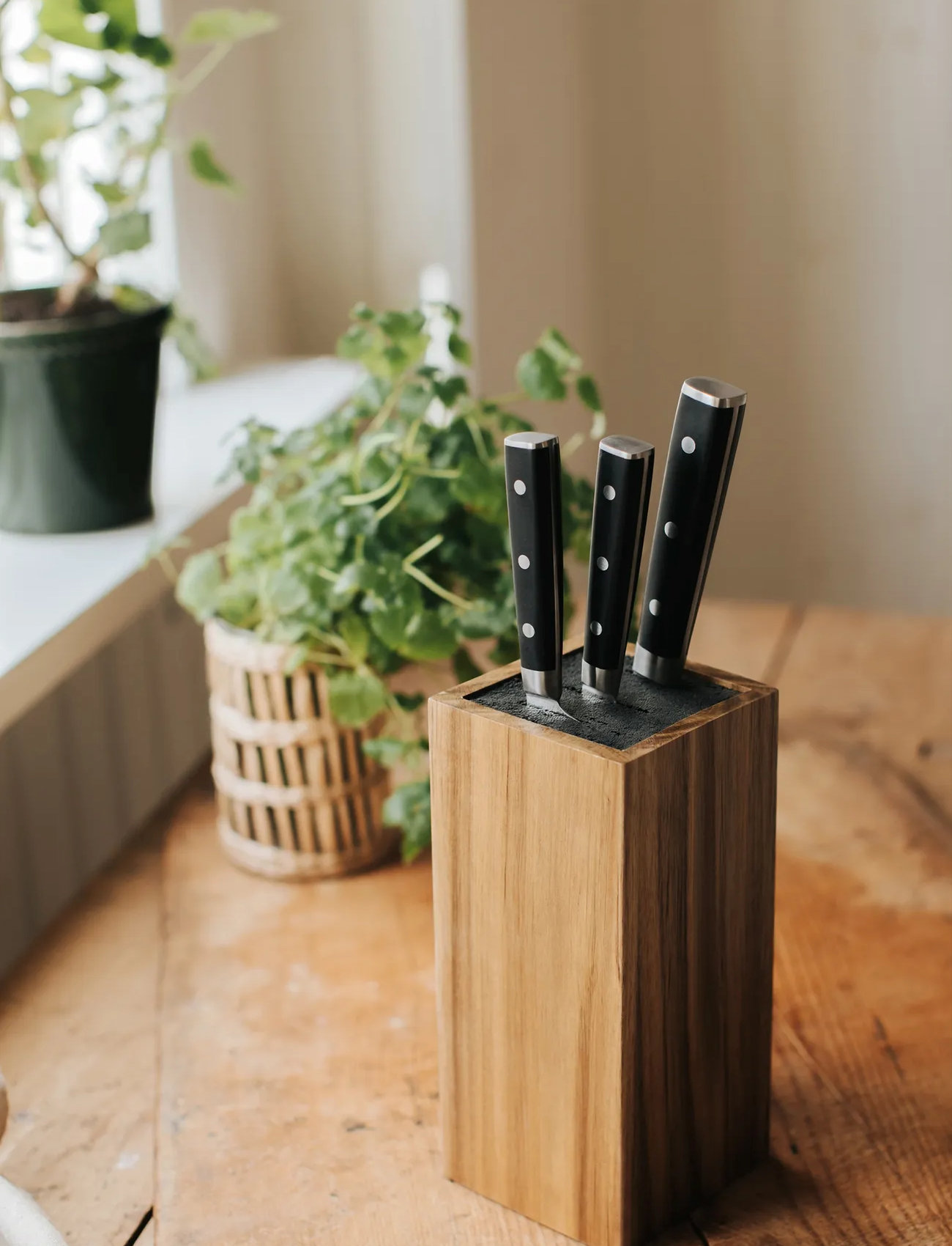 Dorre Kini Knife Block Square Fsc Acacia Wood, One Size, Knive Og Tilbehør > Knivblokke, Unisex