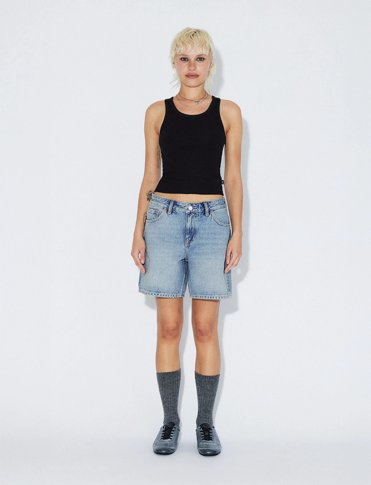 Dr Denim Hill Low Shorts, 24, Blue, Shorts > Denim Shorts, Dame