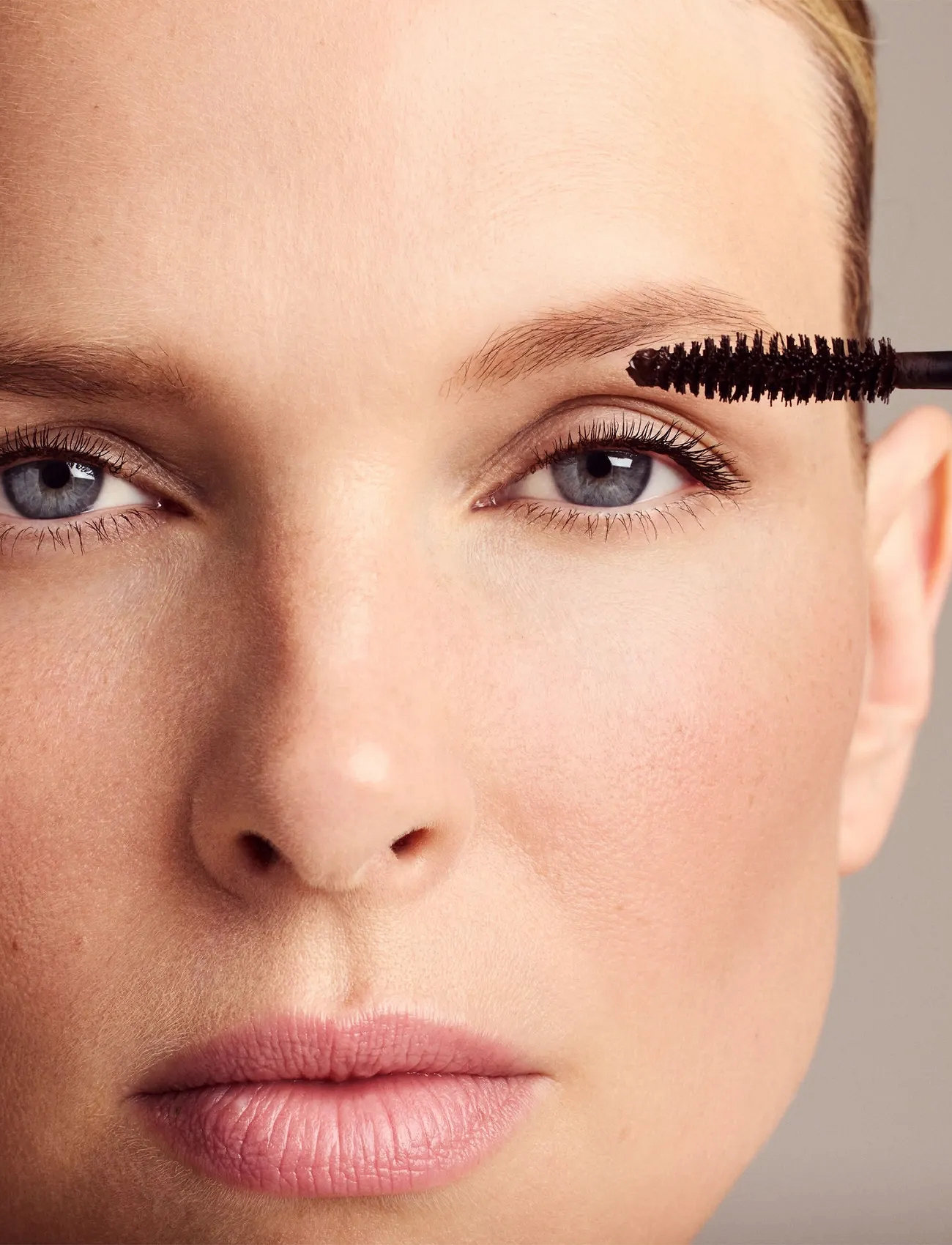 Dr. Hauschka Long Lasting Mascara, 40 G, Brown, Øjne > Mascara, Dame