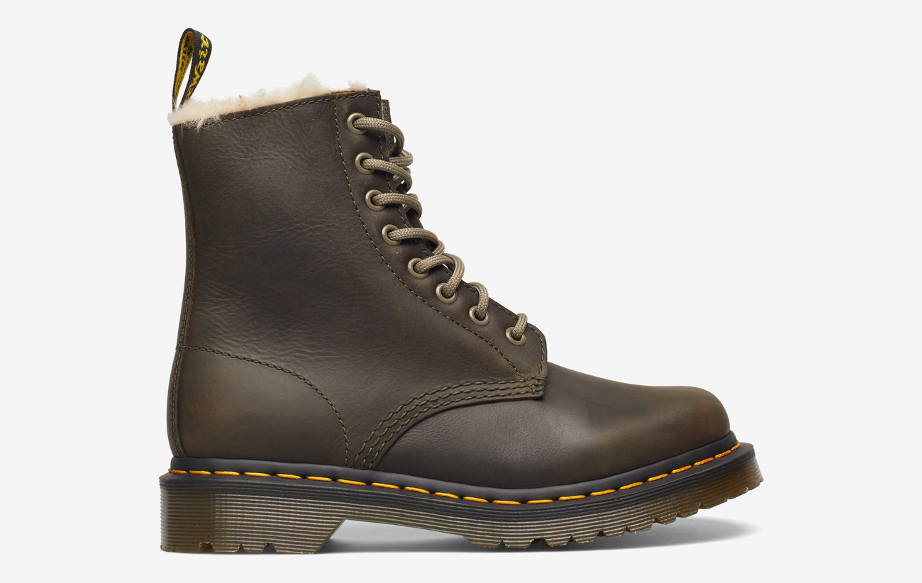 dr martens 1460 pascal olive