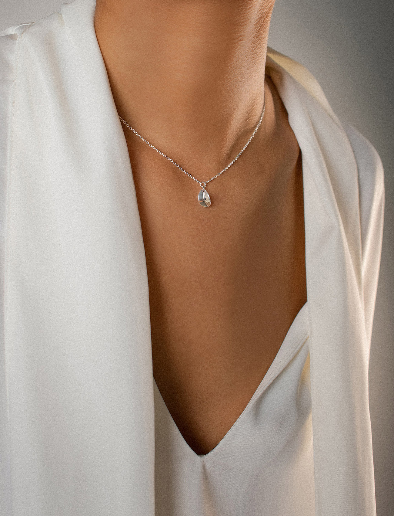 Drakenberg Sjölin Botanica Drop Necklace, One Size, Silver, Halskæder > Smukke Halskæder, Dame