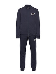 select tracksuit
