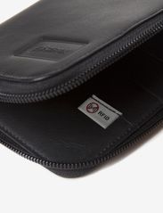 Eastpak - TAIT RFID - portemonnees - black ink leather - 4