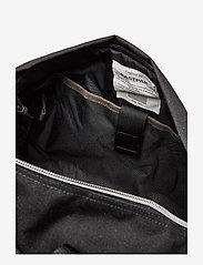 eastpak calum duffle bag