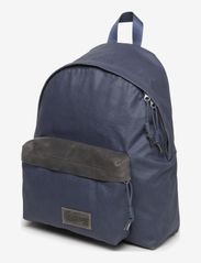 eastpak axer