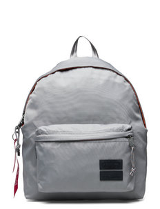 bershka eastpak