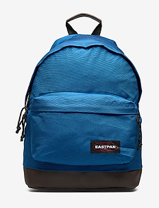 eastpak authentic 811