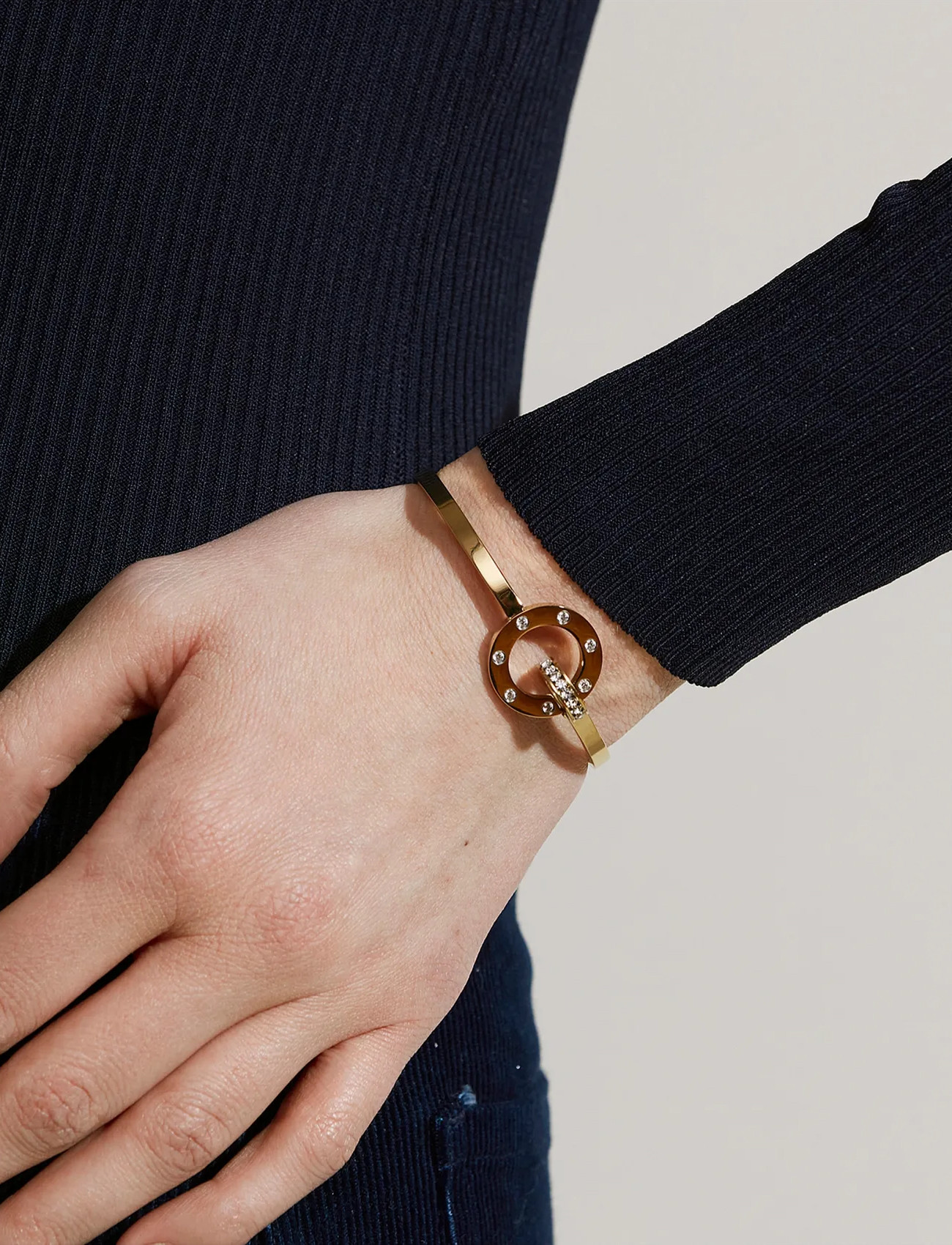 Edblad Ida Bangle, L 63 x 48 mm, Gold, Armbånd > Armringe, Dame