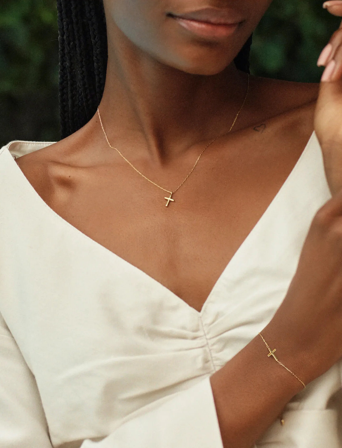 Edblad Spirit Cross Necklace Gold, One Size 45 cm, Gold, Halskæder > Kædehalskæder, Dame
