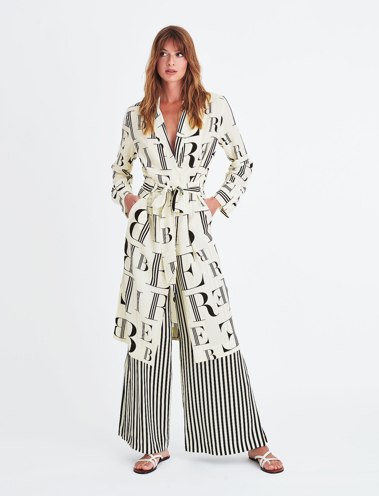 Collection Hampton KimonoblackElle Style Awards 2019 HID2E9