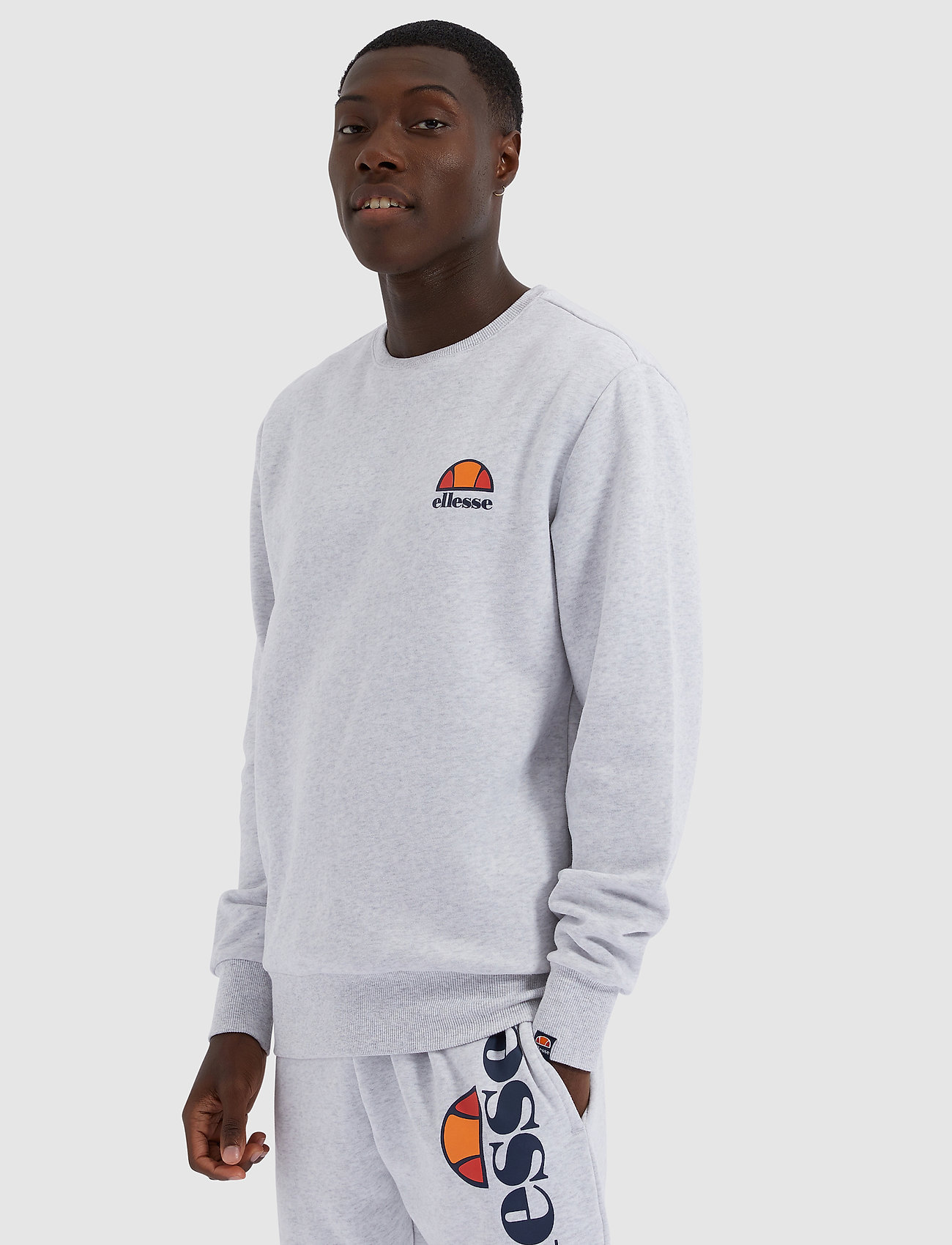 ellesse white sweatshirt