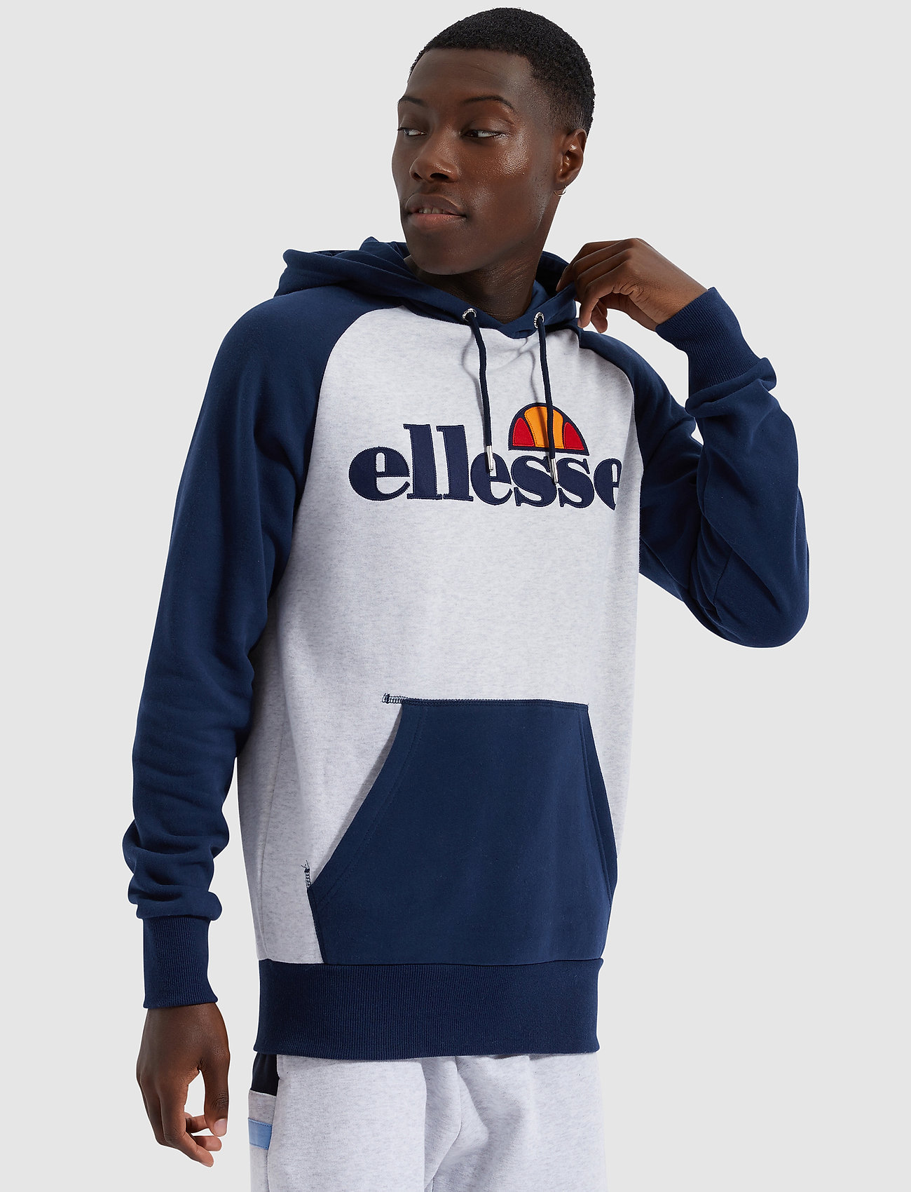 ellesse pullover hoodie