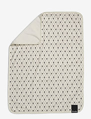Elodie Details - Pearl Velvet Blanket - Monogram - blankets - white/black - 1