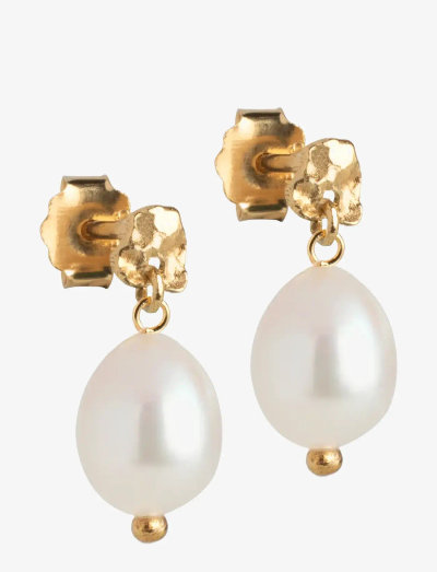 Poe Pearl Studs