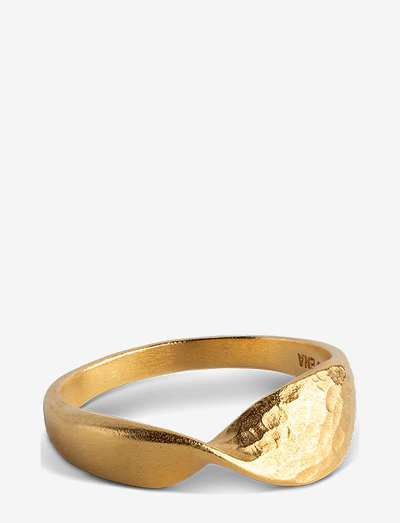 Adele Ring