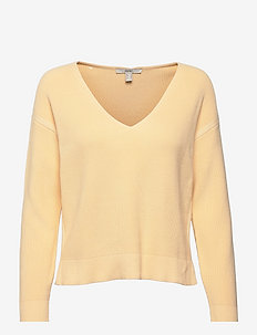 Sweaters - tröjor - pastel yellow