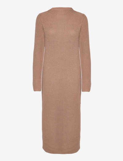 Flat knitted dress