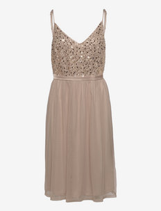 Dresses knitted - sequin dresses - light taupe