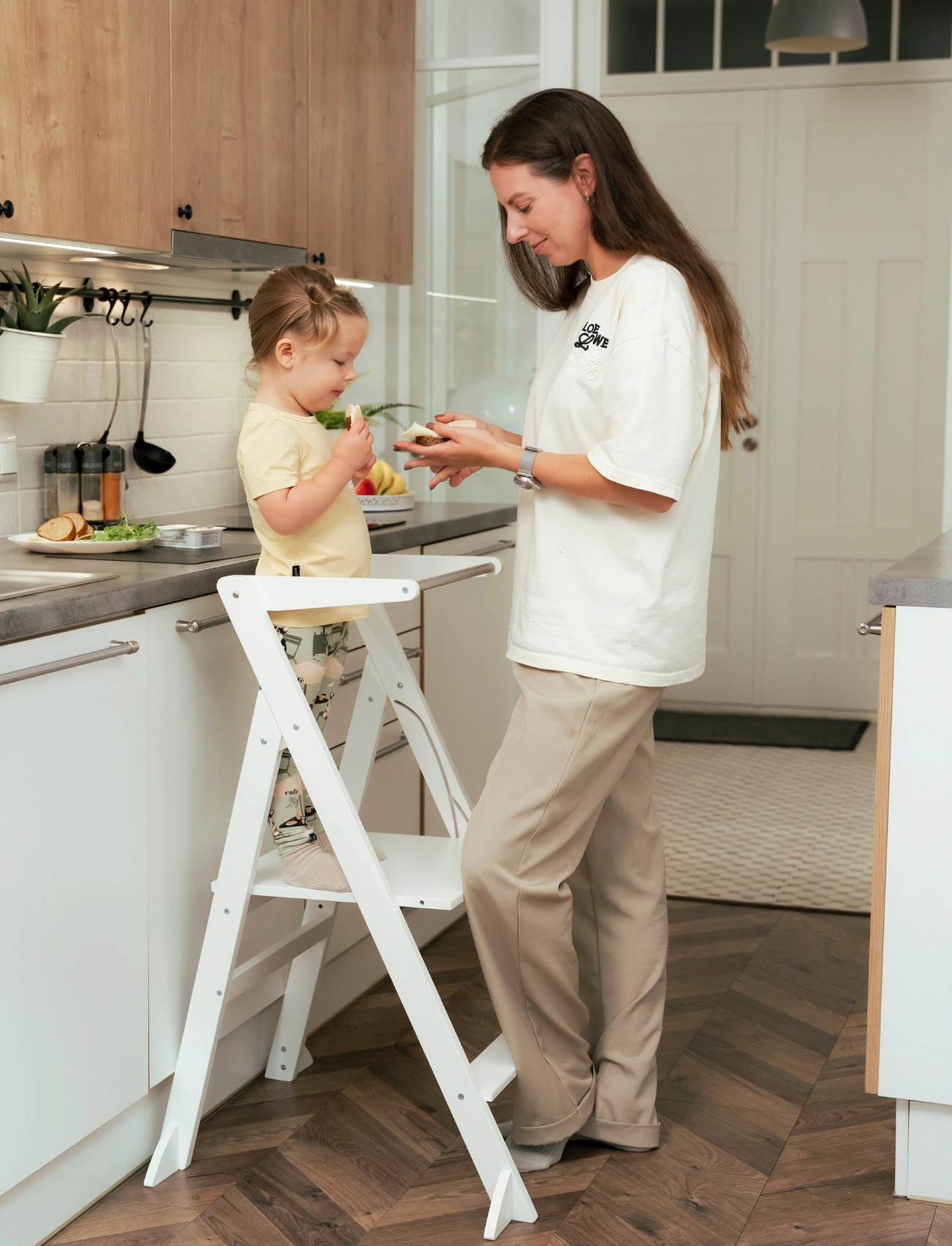 Ette Tete Foldable Helper Tower "Step'n'fold", Gray, One Size, Grey, Furniture > Learning Tower, Børn