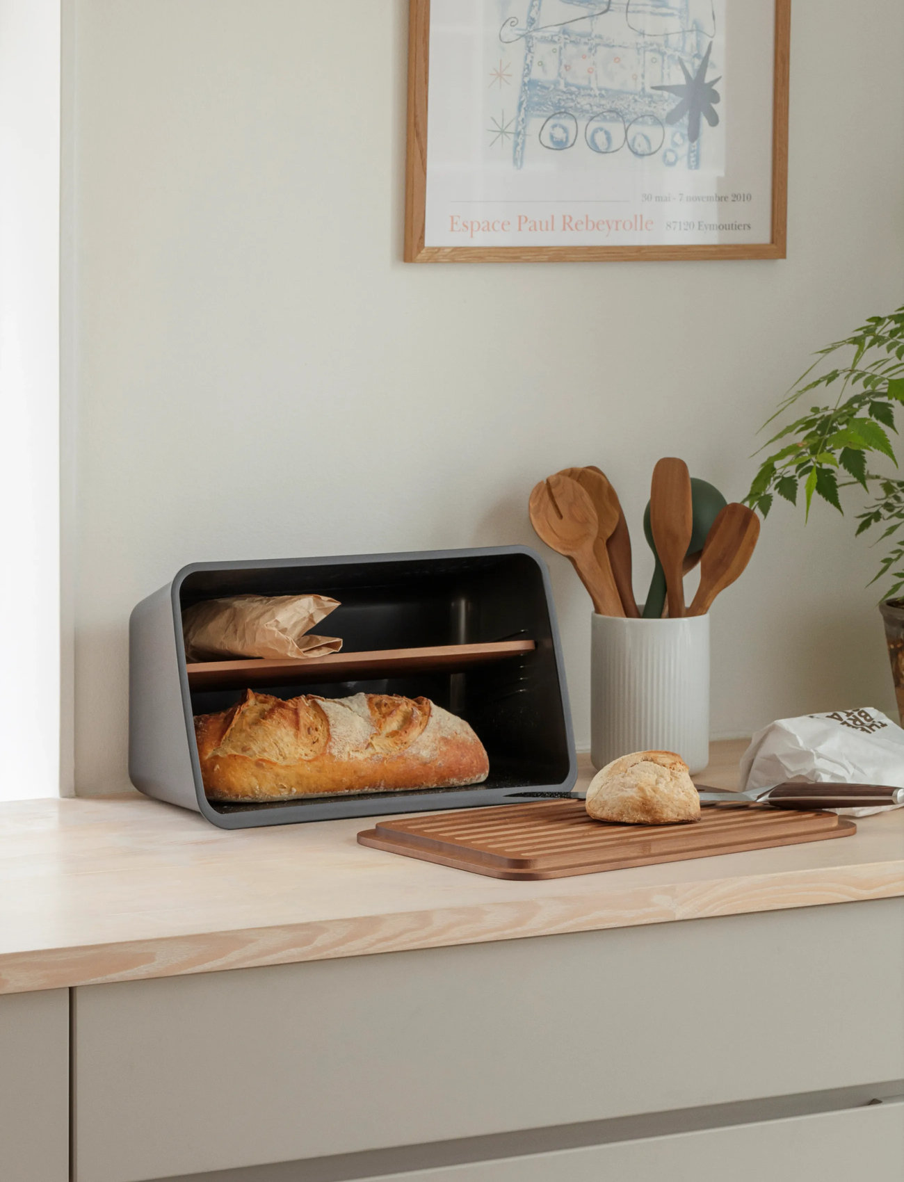Eva Solo Nordic Kitchen Brødboks Black, 26X39X21 cm, Black, Køkkenopbevaring > Brødkasser Og -Kurve, Unisex