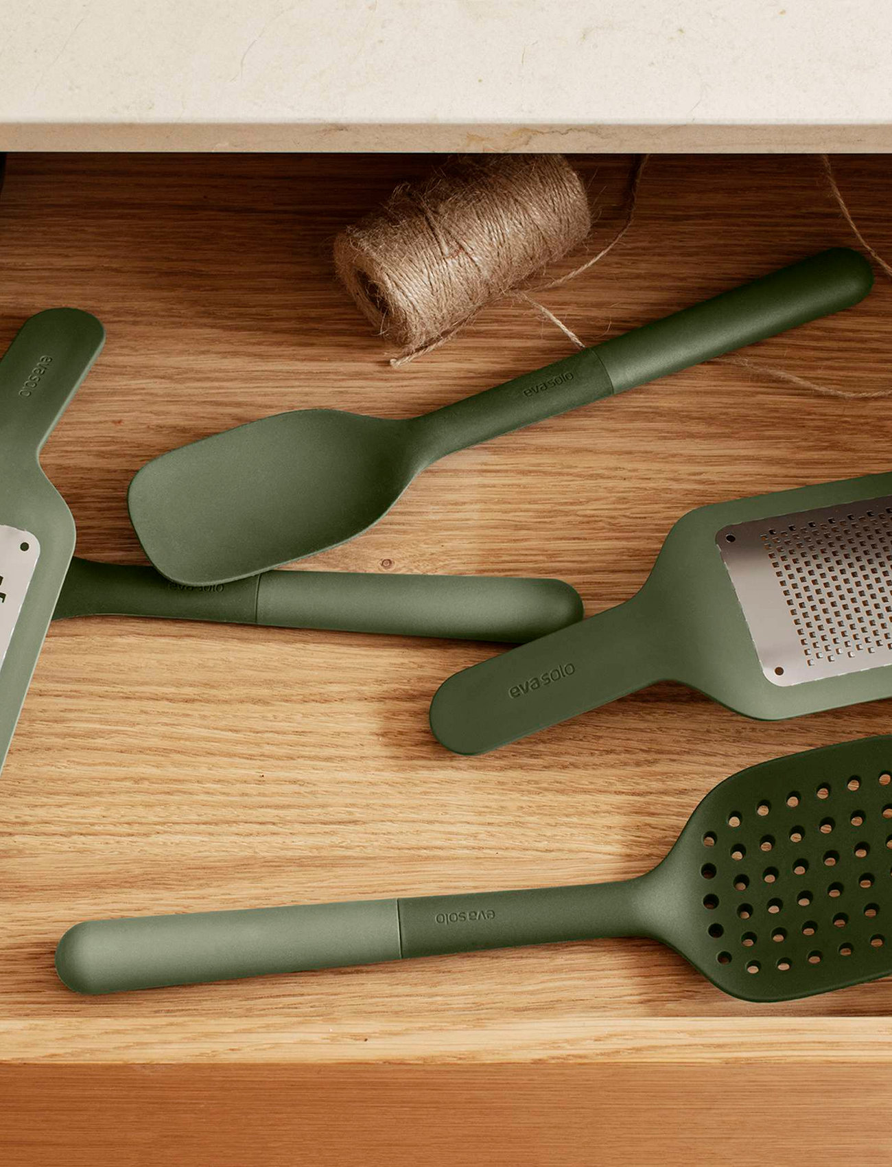Eva Solo Green Tools Hulske, 29.5 cm, Green, Køkkenredskaber > Skeer Og Øser, Unisex