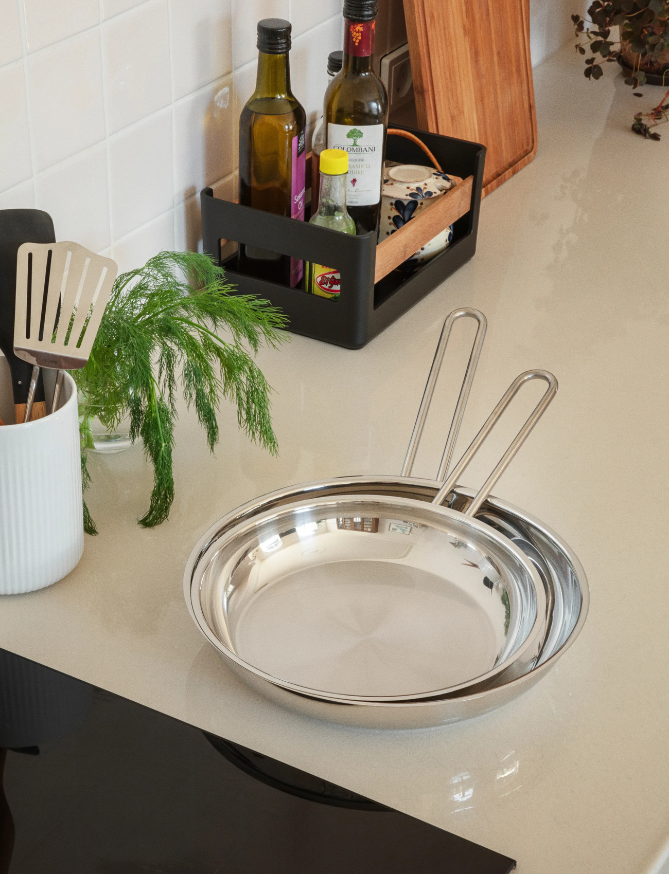 Eva Trio Stainless Steel Frying Pan 24 cm Steel Base, 24 cm, Silver, Gryder & Pander > Stegepander, Unisex