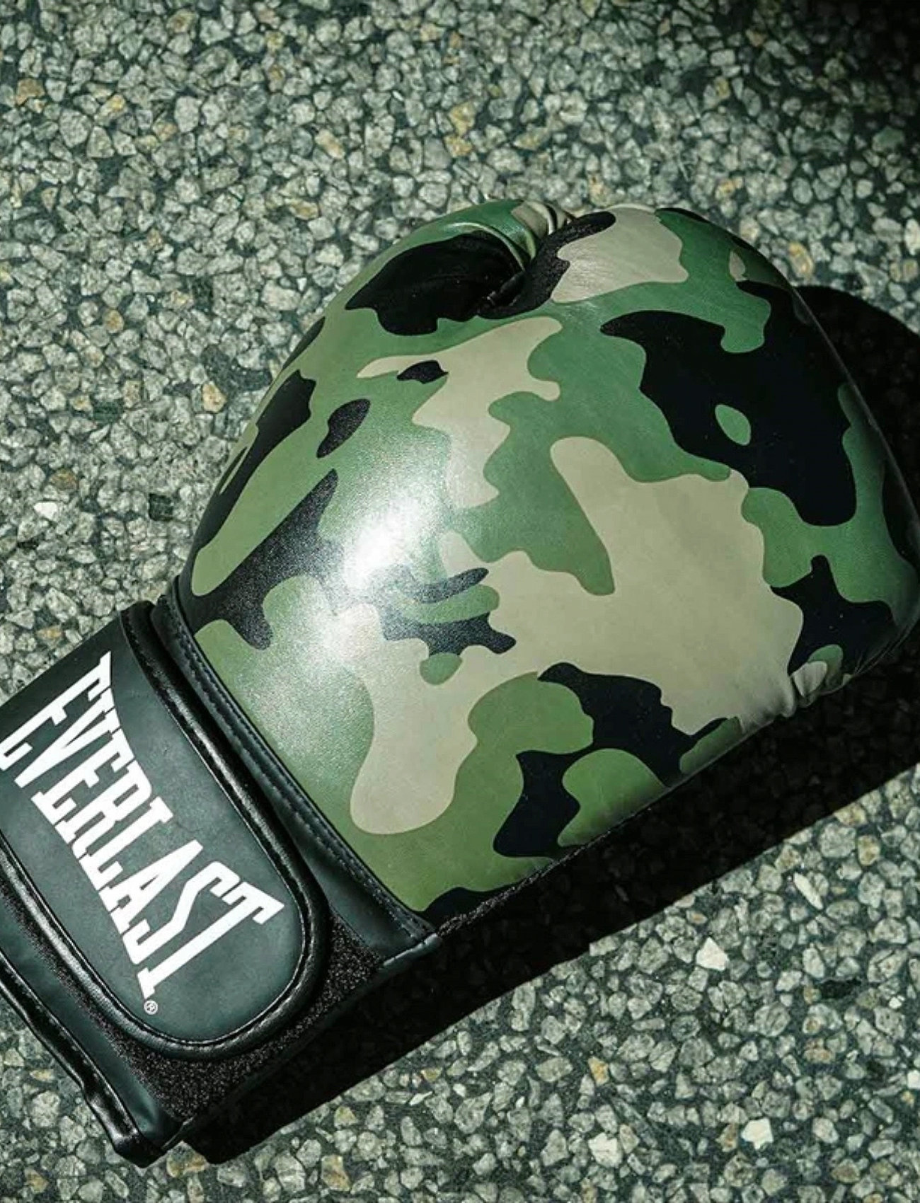 EVERLAST Spark Training Glove, 10, Khaki green, Sport Equipment > Boxing Equipment, Dame