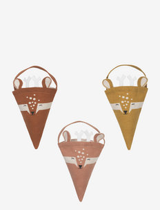 Christmas Cones - Deer -Mix - party supplies - ochre, old rose,