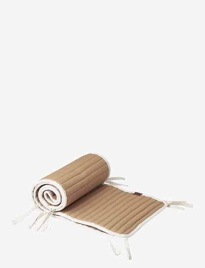Caramel crib bumper