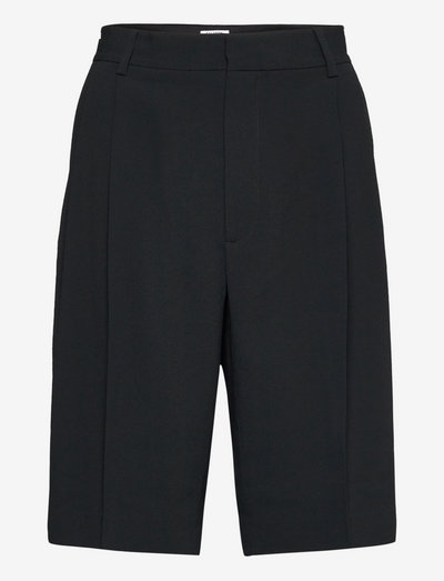 Relaxed Tailored Shorts - chino shorts - black