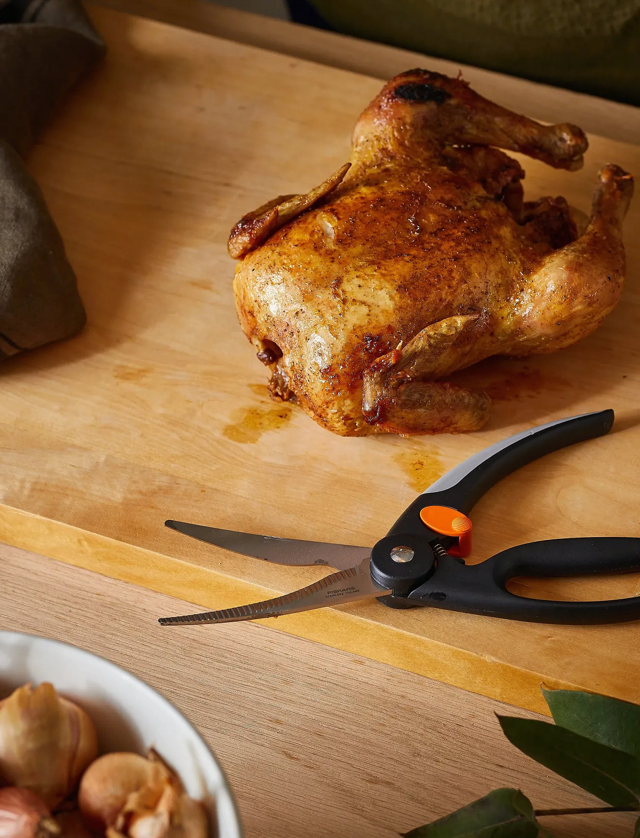 Fiskars Ff Renew Poultry Shear 25cm, L:25 cm, Black, Køkkenredskaber > Sakse, Unisex