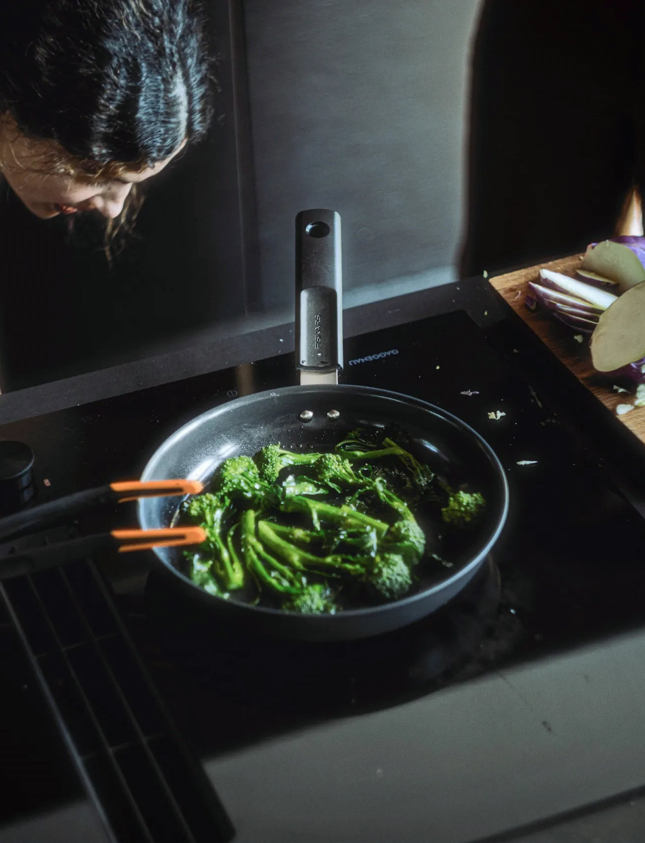 Fiskars Hard Face Frying Pan 24cm, Ø 24 cm, Black, Gryder & Pander > Stegepander, Unisex