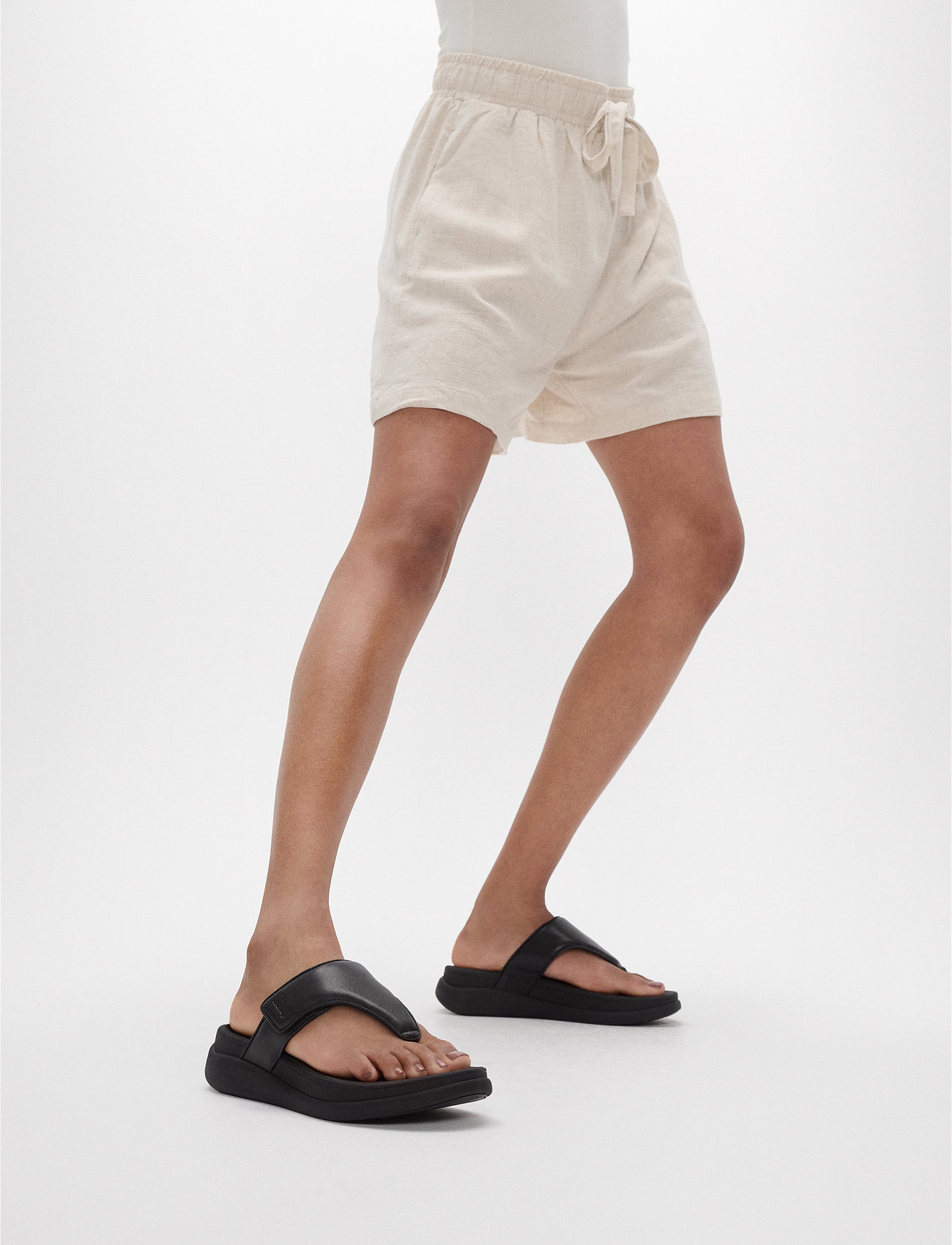 FitFlop F-Mode Go Adjustable Flatform Toe-Post Sandals, 37, Black, Hæle > Sandaler Med Hæl, Dame