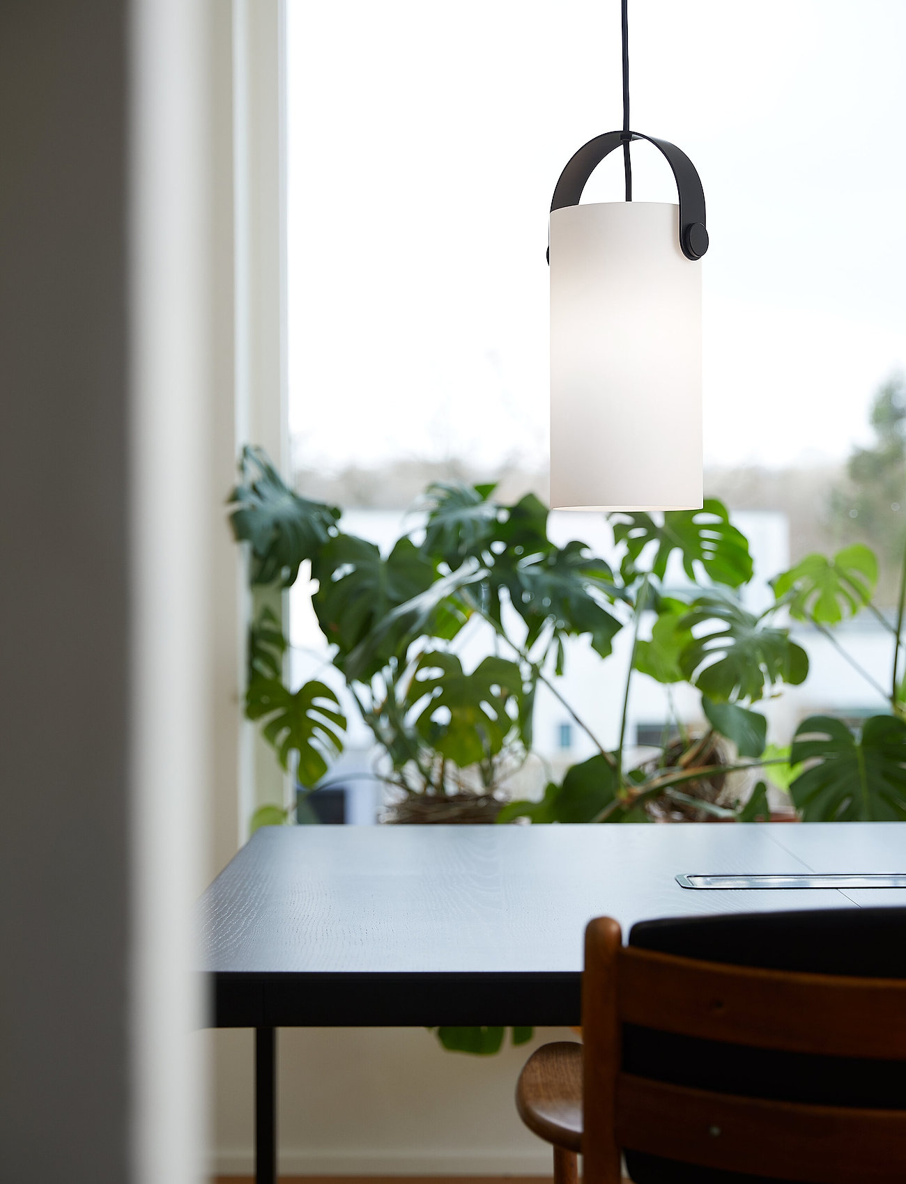 Frandsen Lighting Ootg Pendant, Ø16X31 cm, Black, Loftslamper > Pendellamper, Unisex
