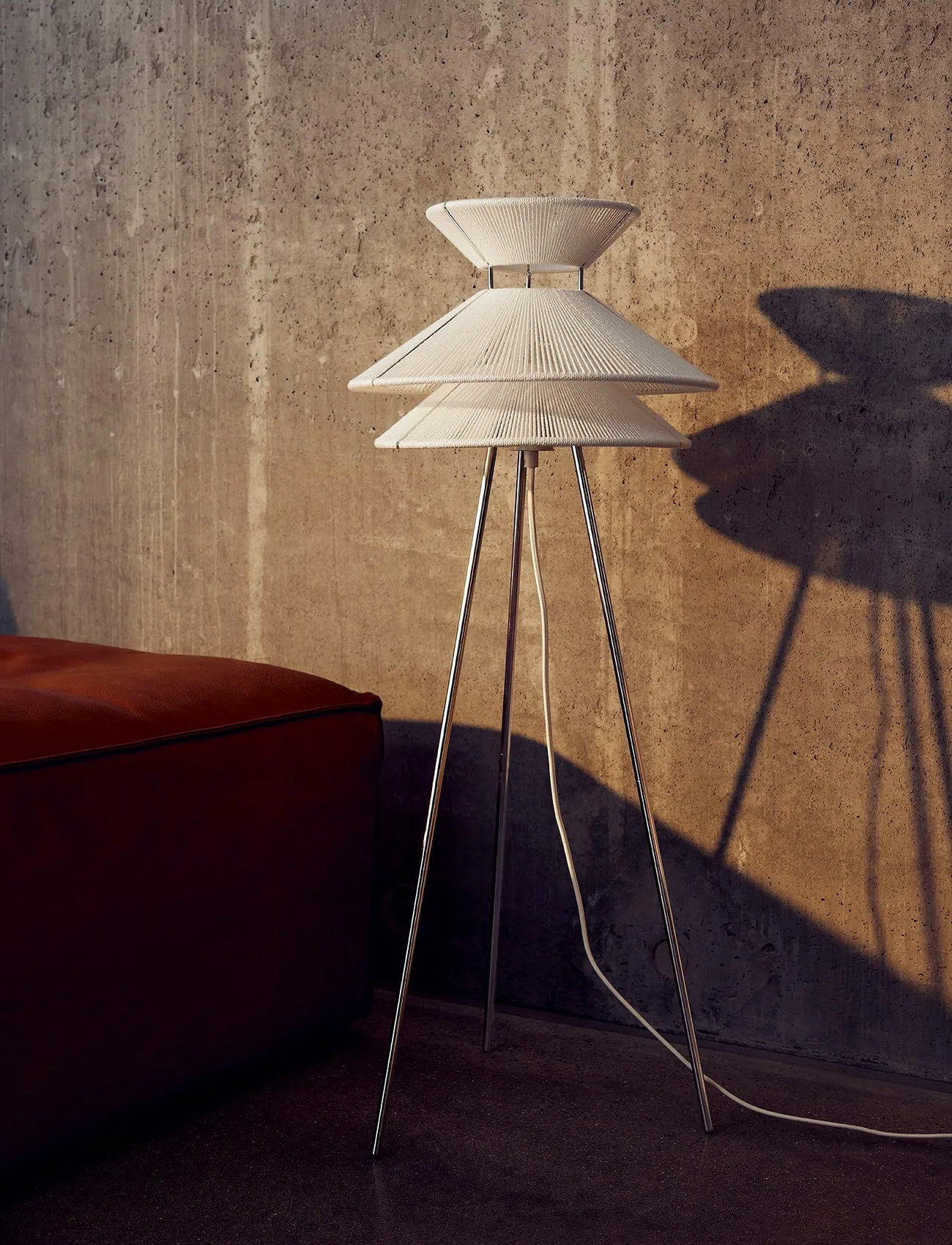 Frandsen Lighting Kiku Floor Lamp Eu, H90, White, Lamper > Gulvlamper, Unisex