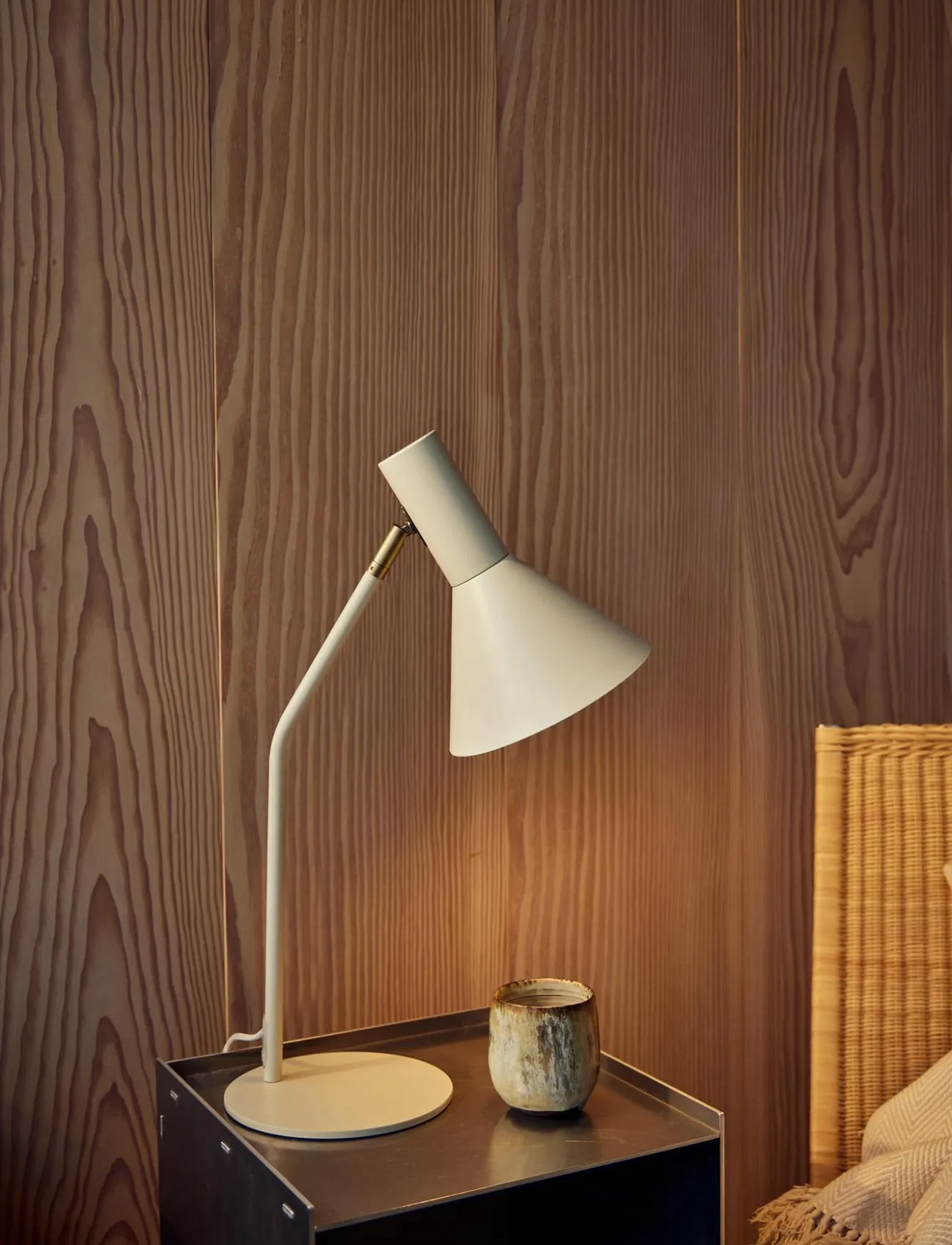 Frandsen Lighting Lyss Table Lamp, H50 cm, Cream, Lamper > Bordlamper, Unisex