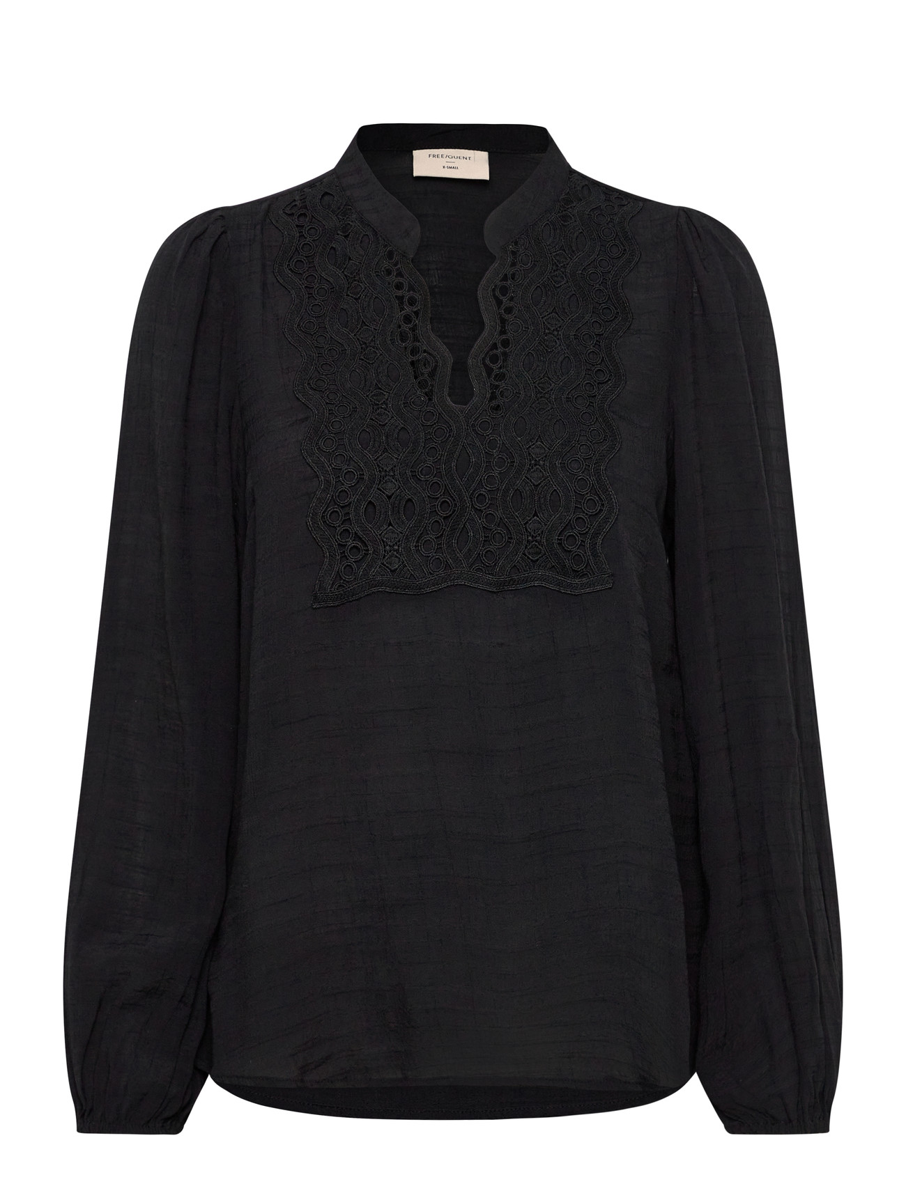 FREE/QUENT Bluse From Freequent In A Hell Material. The Bluse Has A Simple Silhouette Wi Schwarz - S - Damen
