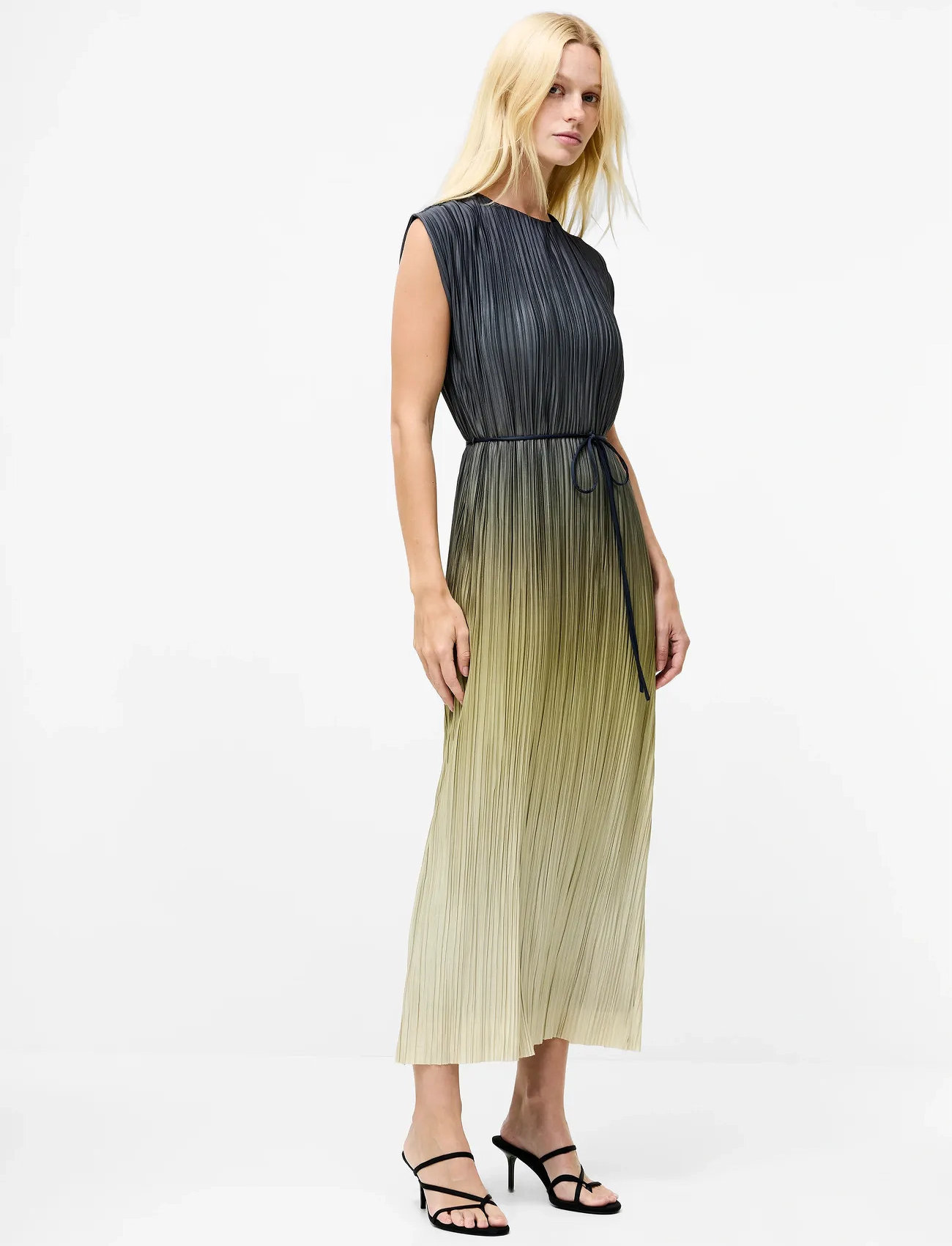 French Connection Xena Pleated Ombre Midi Dress, M, Khaki green, Kjoler > Knælange Og Midi, Dame