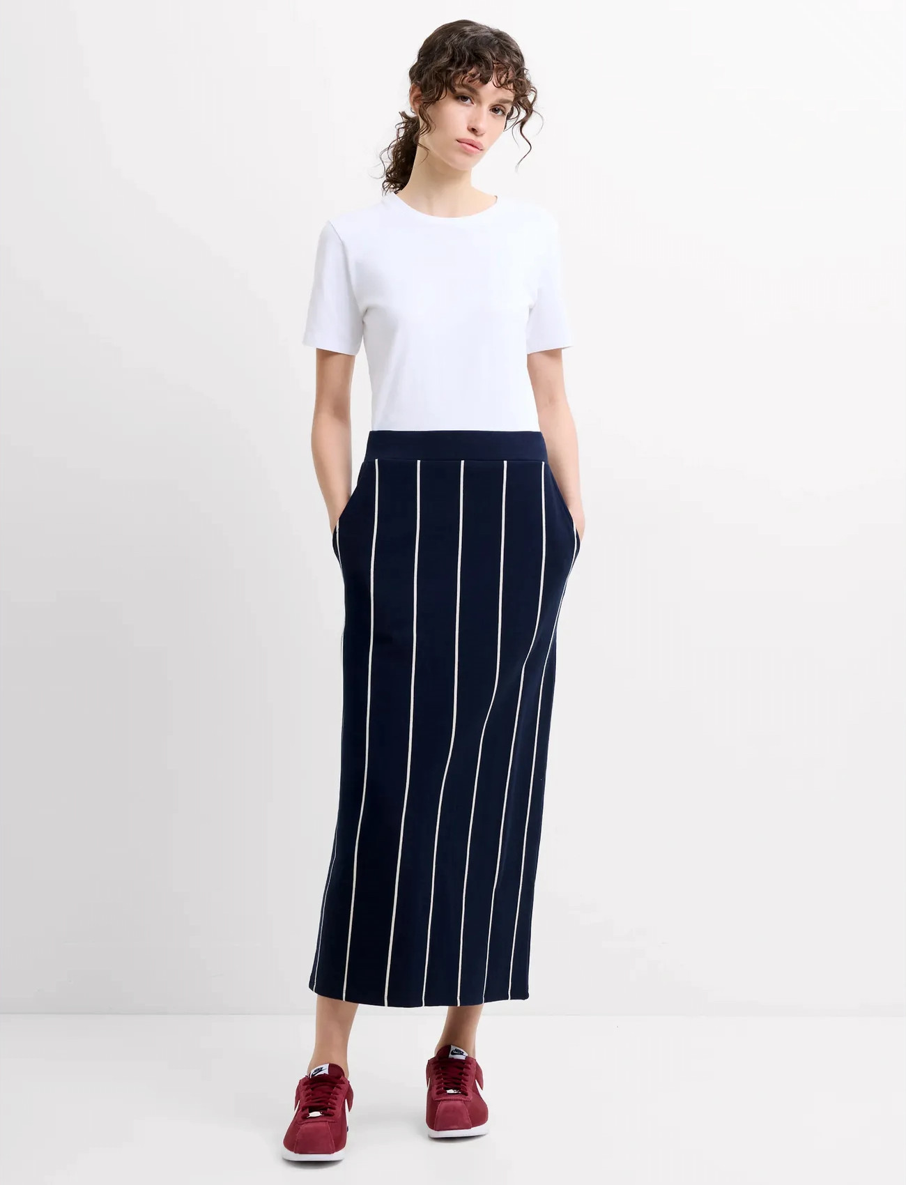 French Connection Sunday Sweat Striped Midi Skir, XS, Navy, Nederdele > Knælange Og Midi Nederdele, Dame