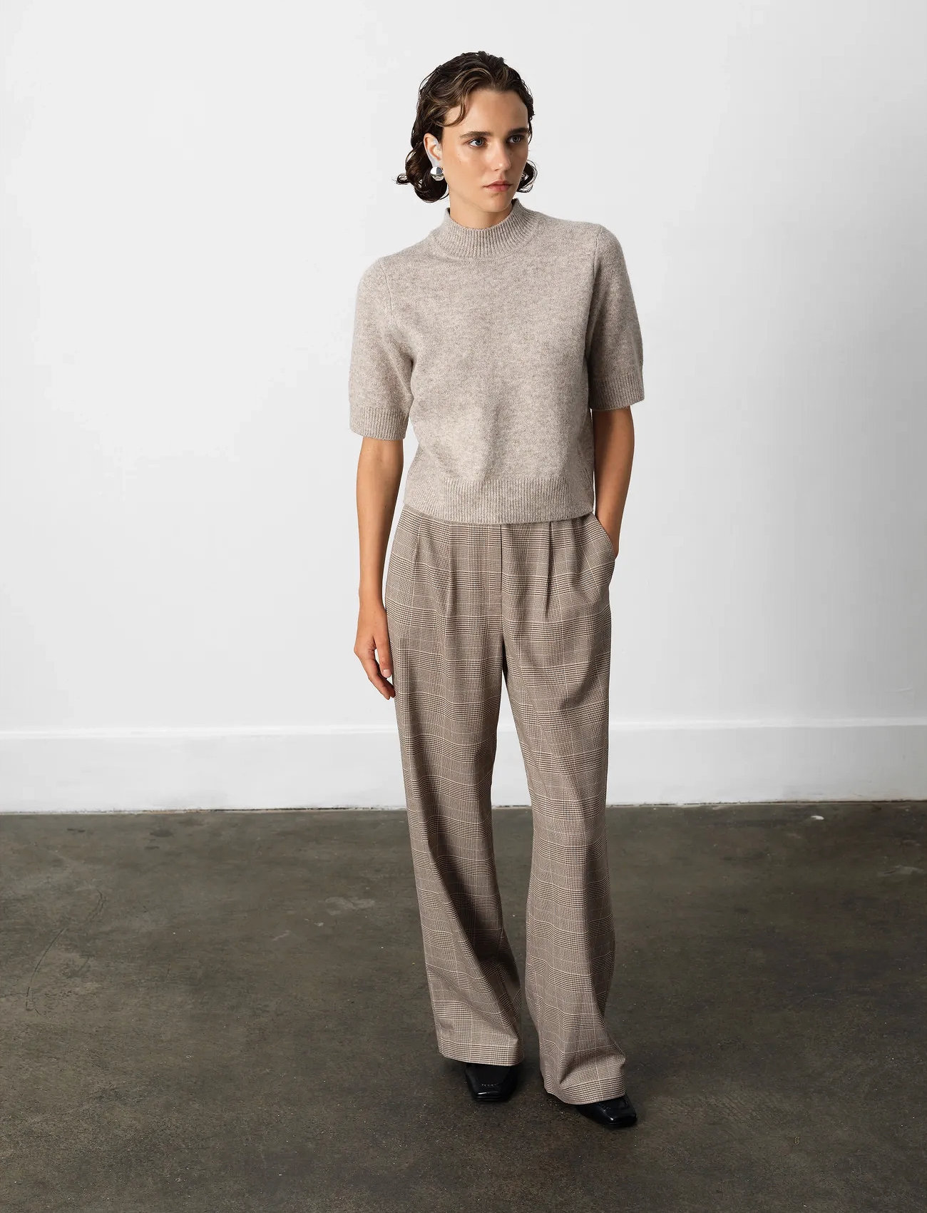 French Connection Kezia S/S Mock Nk Top, L, Beige, Strik > Trøjer, Dame