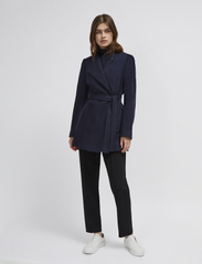 Platform felt 2025 cross over coat