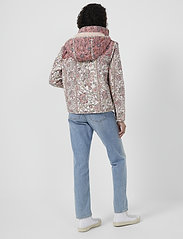 French Connection - AYA NYLON JACKET - quiltade jackor - coral pink multi - 3